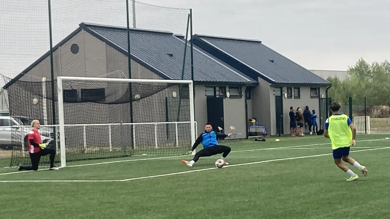 « Se maintenir le plus haut possible » : la réserve de l’Union Foot de Touraine pourrait bien jouer les trouble-fêtes en tête de Régional 1