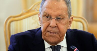Sergueï Lavrov accuse les pays occidentaux d'«empêcher» les négociations de paix