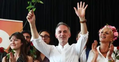 « Si elle souhaite s’impliquer dans la campagne, je serai ravi » : Emmanuel Grégoire, l’affranchi d’Anne Hidalgo désormais candidat pour lui succéder
