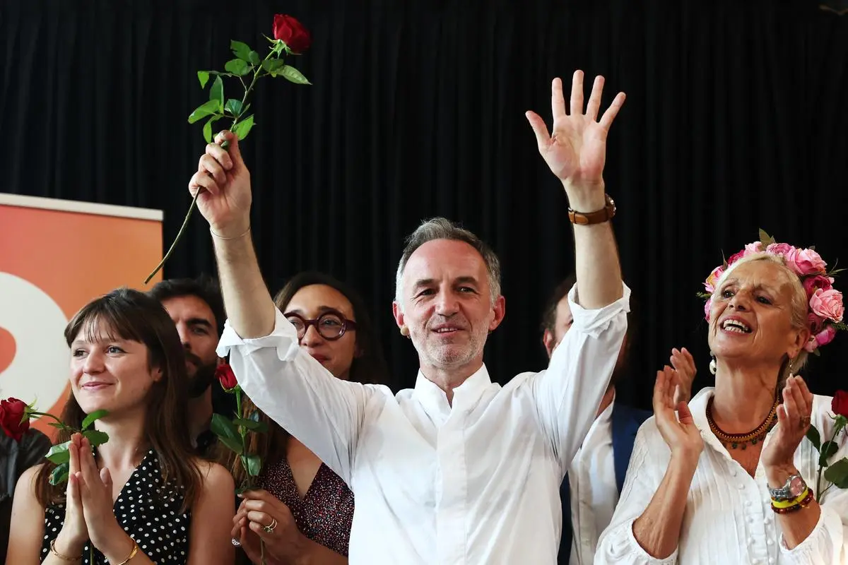 « Si elle souhaite s’impliquer dans la campagne, je serai ravi » : Emmanuel Grégoire, l’affranchi d’Anne Hidalgo désormais candidat pour lui succéder