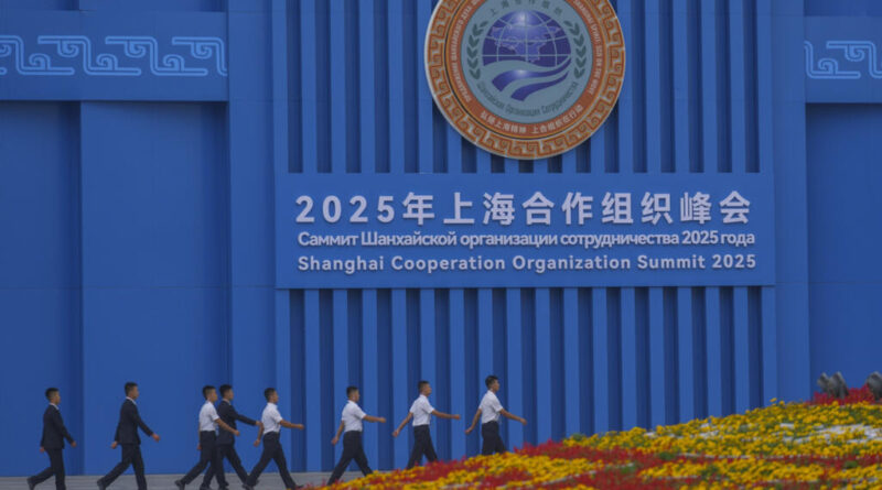 Sommet de l'OCS en Chine: Pékin, qui cherche de nouveaux partenaires commerciaux, reçoit Vladimir Poutine
