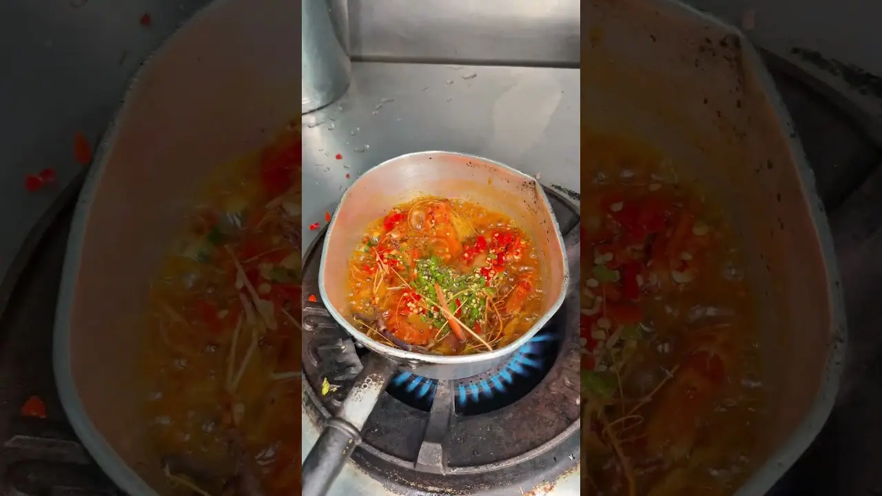 Spicy prawn soup-Thai Street Food