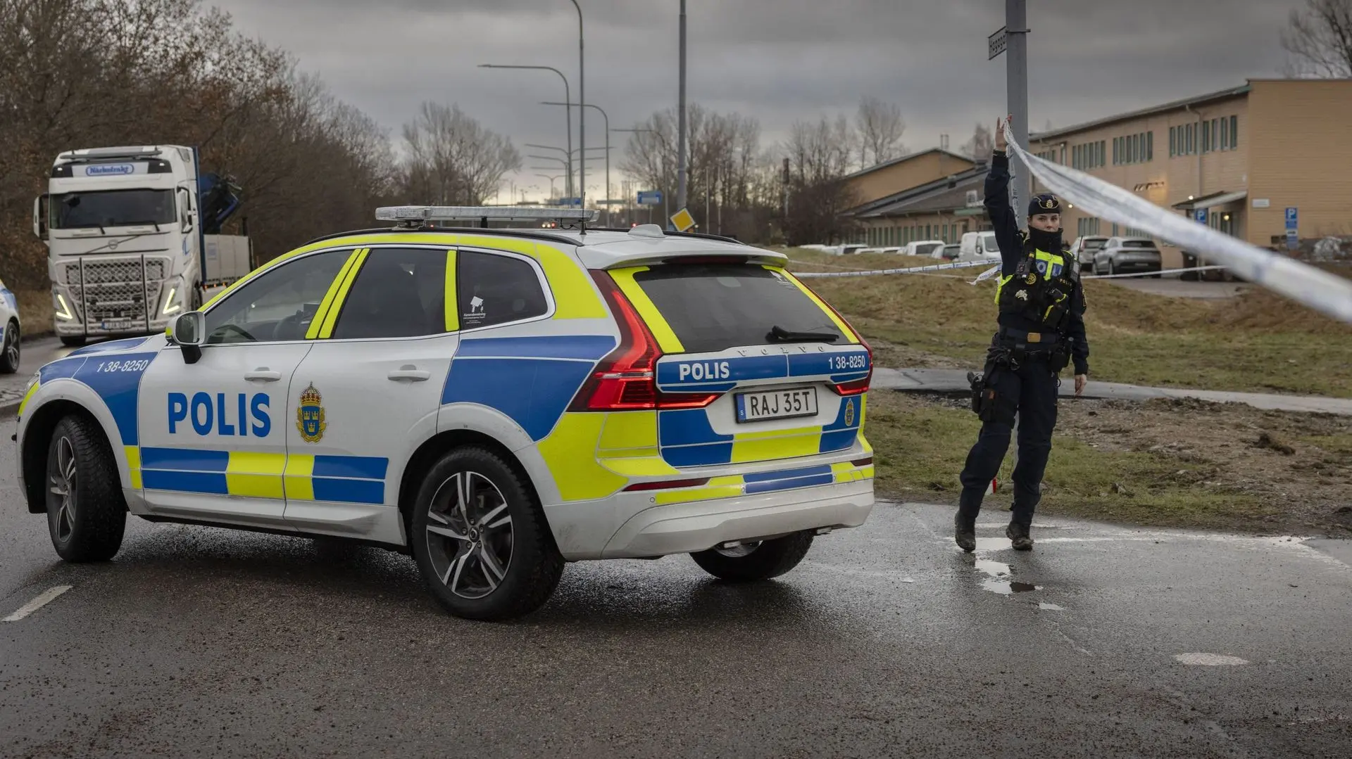 Suède : deux blessés dans une fusillade près d’une mosquée dans le sud du pays - RTBF Actus