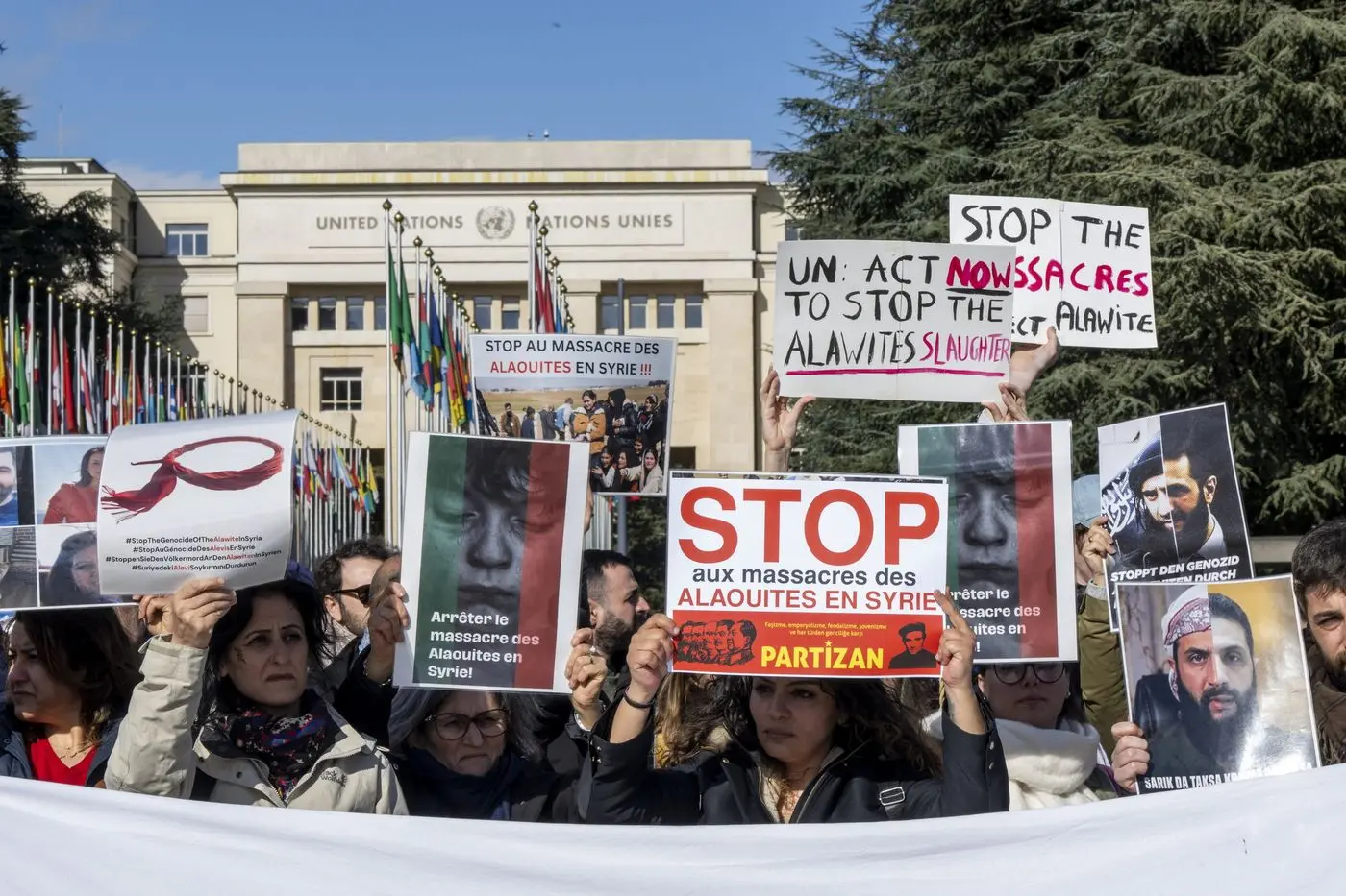 Syrie : l’ONU qualifie certaines violences contre les Alaouites comme des « crimes de guerre »