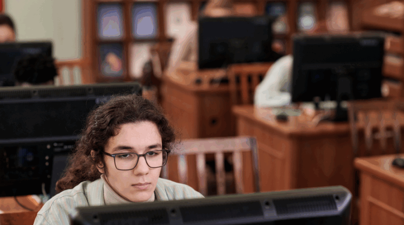 Taux de réussite exceptionnel à un examen réputé pour être "le plus sévère du pays" : l’intelligence artificielle a-t-elle favorisé une triche massive ?