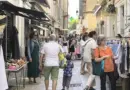 Temps fort de l’été pour les commerçants arlésiens, la braderie réussit son départ