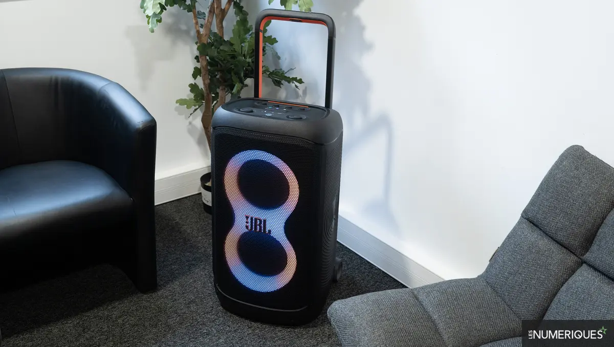 Test JBL PartyBox 520 : une enceinte festive à l’énergie incommensurable dans un format transportable