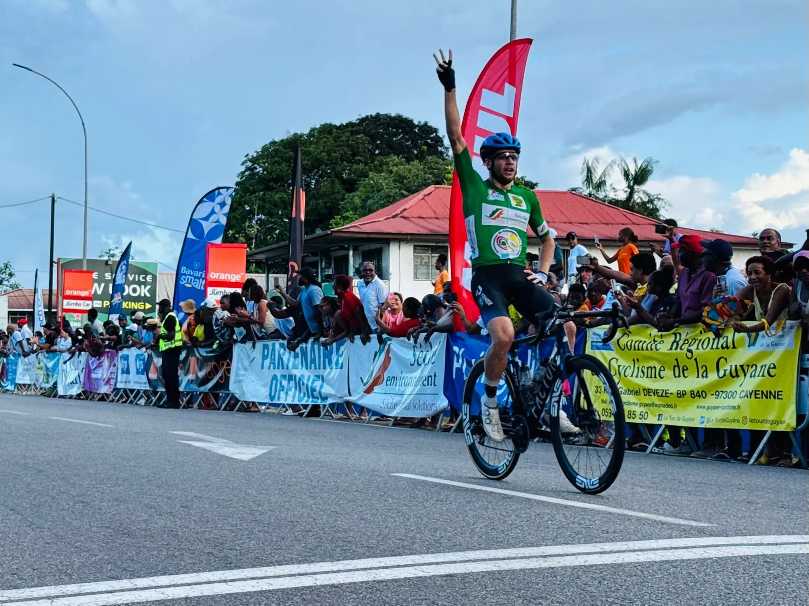 Tour de Guyane : Léo Roy remporte sa 3e étape à Macouria