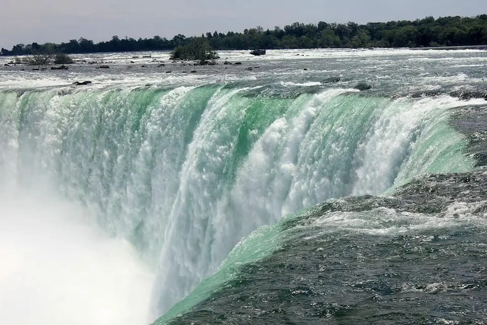 Canada, nature, mountains, Niagara Falls, Northern Lights, maple leaf, cityscape