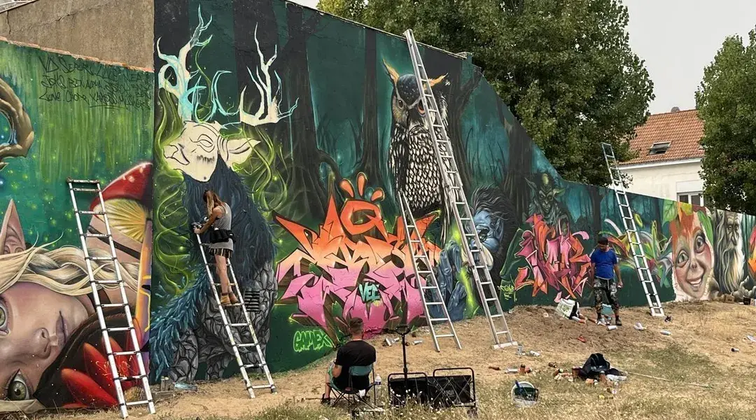 « Trois jours de travail » : une fresque réalisée par 26 graffeurs aux Sables-d’Olonne