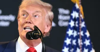 Trump assouplit les réglementations du secteur spatial américain, une victoire pour Musk