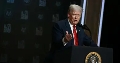 Trump fait passer à 50% les droits de douane pour l'Inde, avant une hausse générale