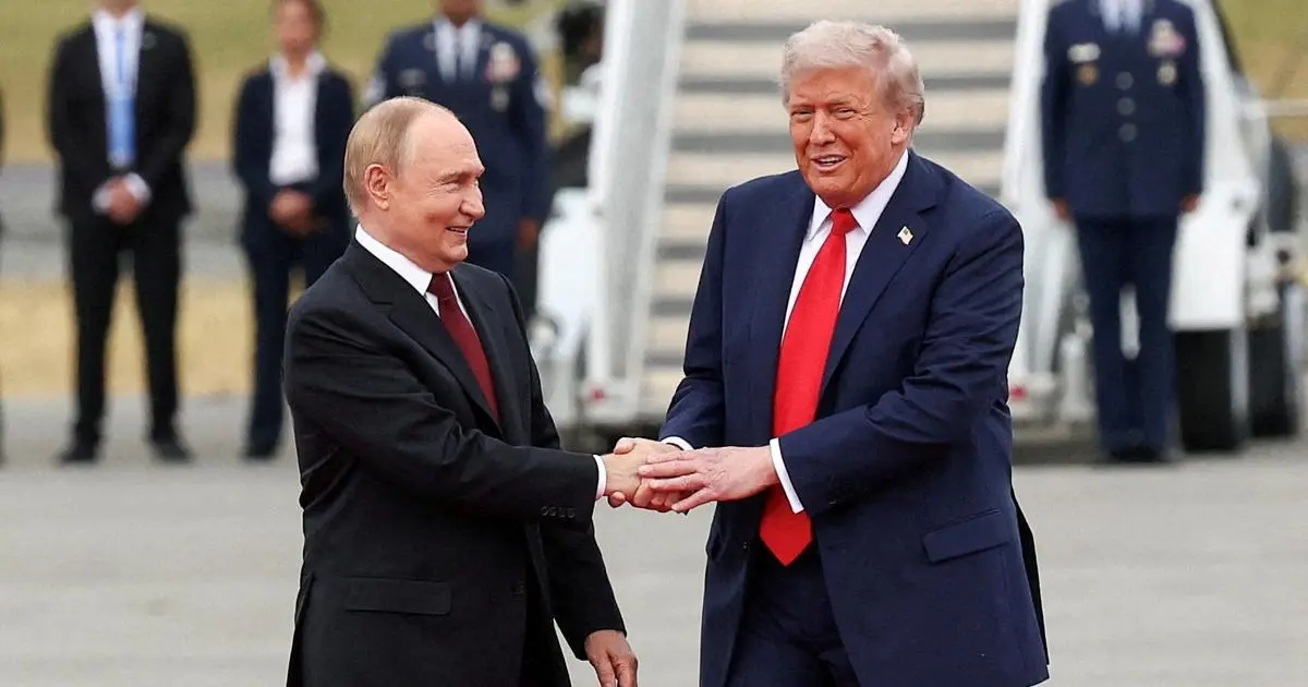 Ukraine : Trump renonce à exiger un cessez-le-feu et “s’aligne” sur la position de Moscou