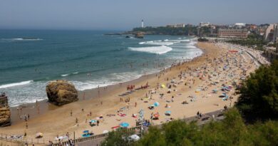Un dealer tente de corrompre des policiers venus l'interpeller sur la grande plage de Biarritz - ici