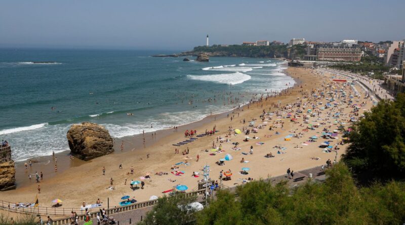 Un dealer tente de corrompre des policiers venus l'interpeller sur la grande plage de Biarritz - ici
