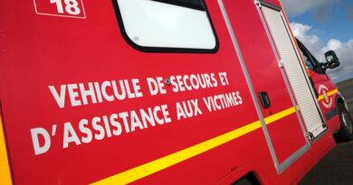 Un enfant de 13 ans meurt 72 heures après son père suite à un accident de moto contre un arbre