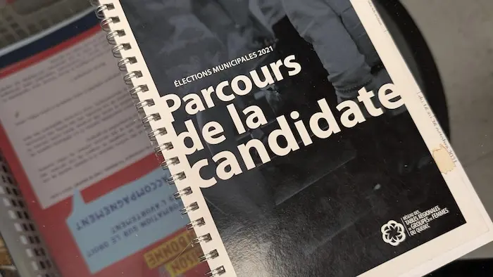 Un document intitulé ''Parcours de la candidate', élections municipales 2021'