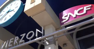 "Un néant insoutenable", Amélie Nothomb charge la gare de Vierzon, en réponse la ville l'invite