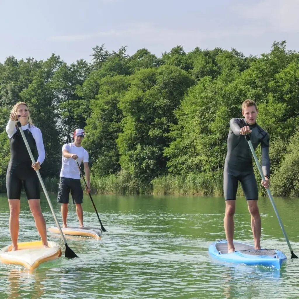 Une activité nautique dans les Yvelines : venez tester le paddle en solo ou en duo à Villennes-sur-Seine