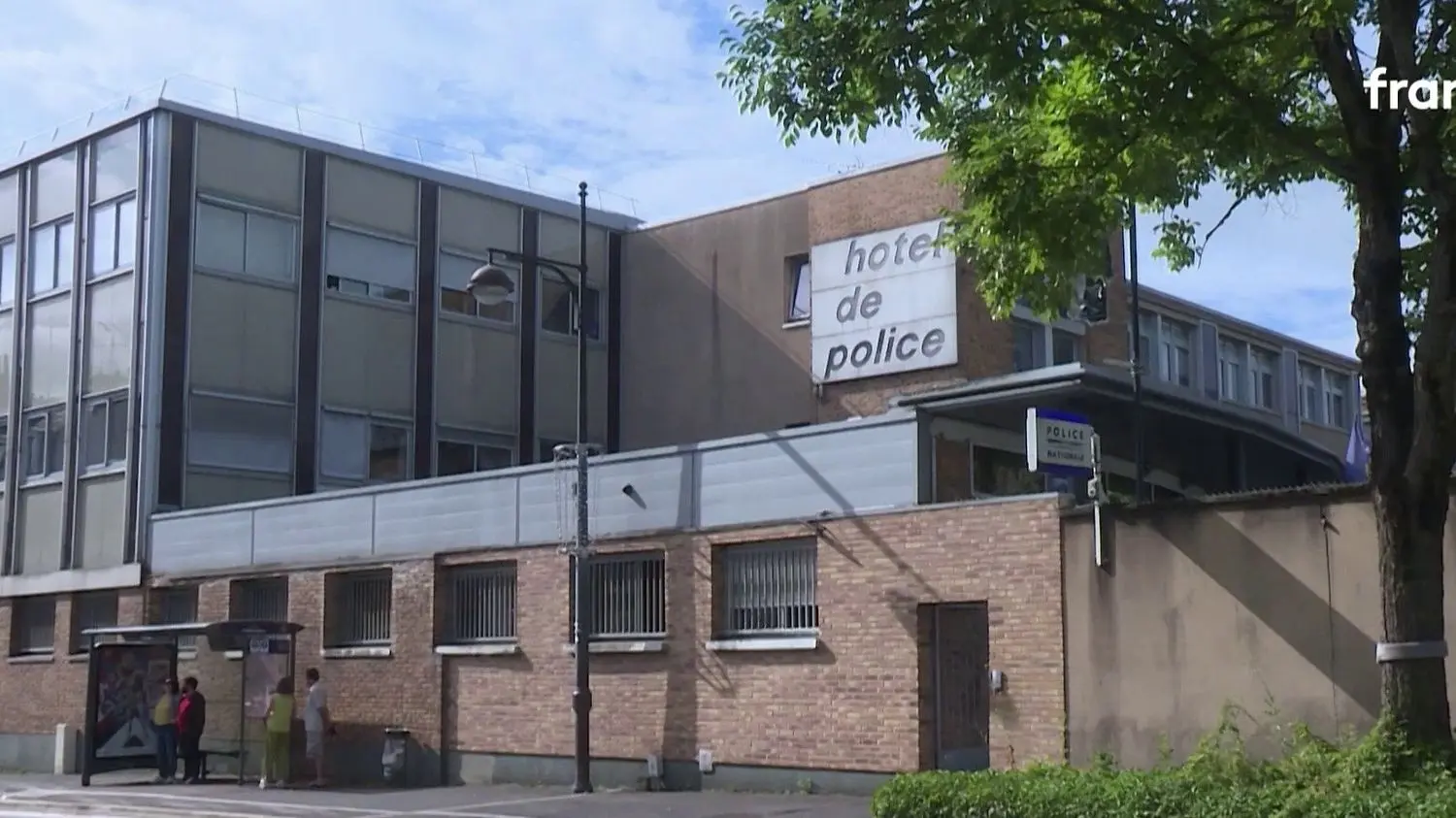 VIDEO. Adolescent tué par balles dans le Loiret : "Je ne vois pas pourquoi c'est arrivé", témoigne un proche