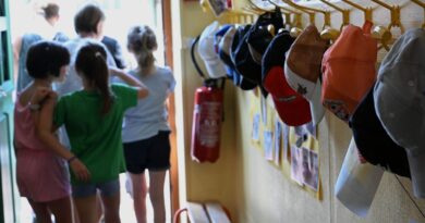 Vacances, jours fériés, ponts : découvrez le calendrier scolaire de l'année 2025-2026 - ici