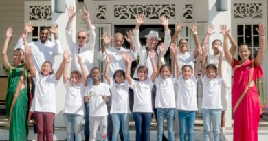 Vadrame Clair, Julinho et François Dal’s font briller les yeux des marmailles de 1000 Sourires