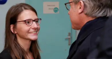 Victime d’homophobie et de sexisme, la présidente des Scouts et guides de France, Marine Rosset, contrainte de démissionner - L'Humanité