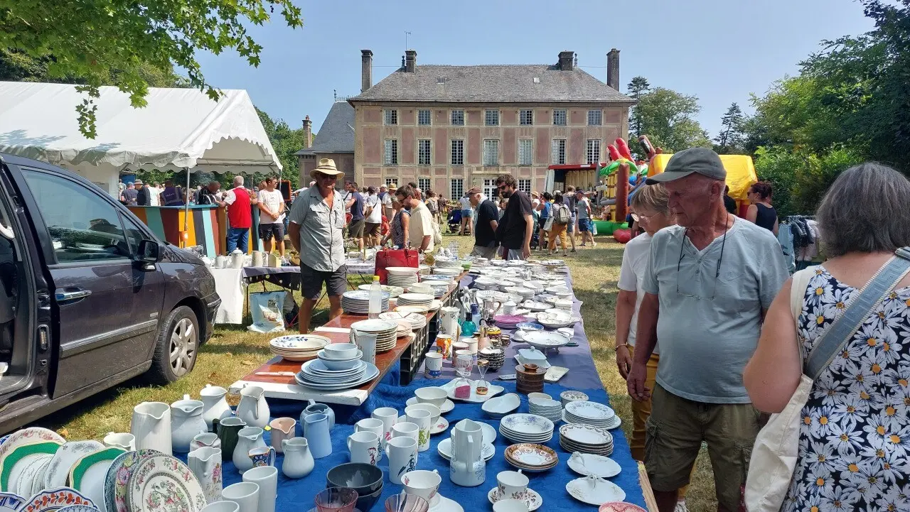 Vide-greniers dans la Manche : le programme jusqu’à fin août