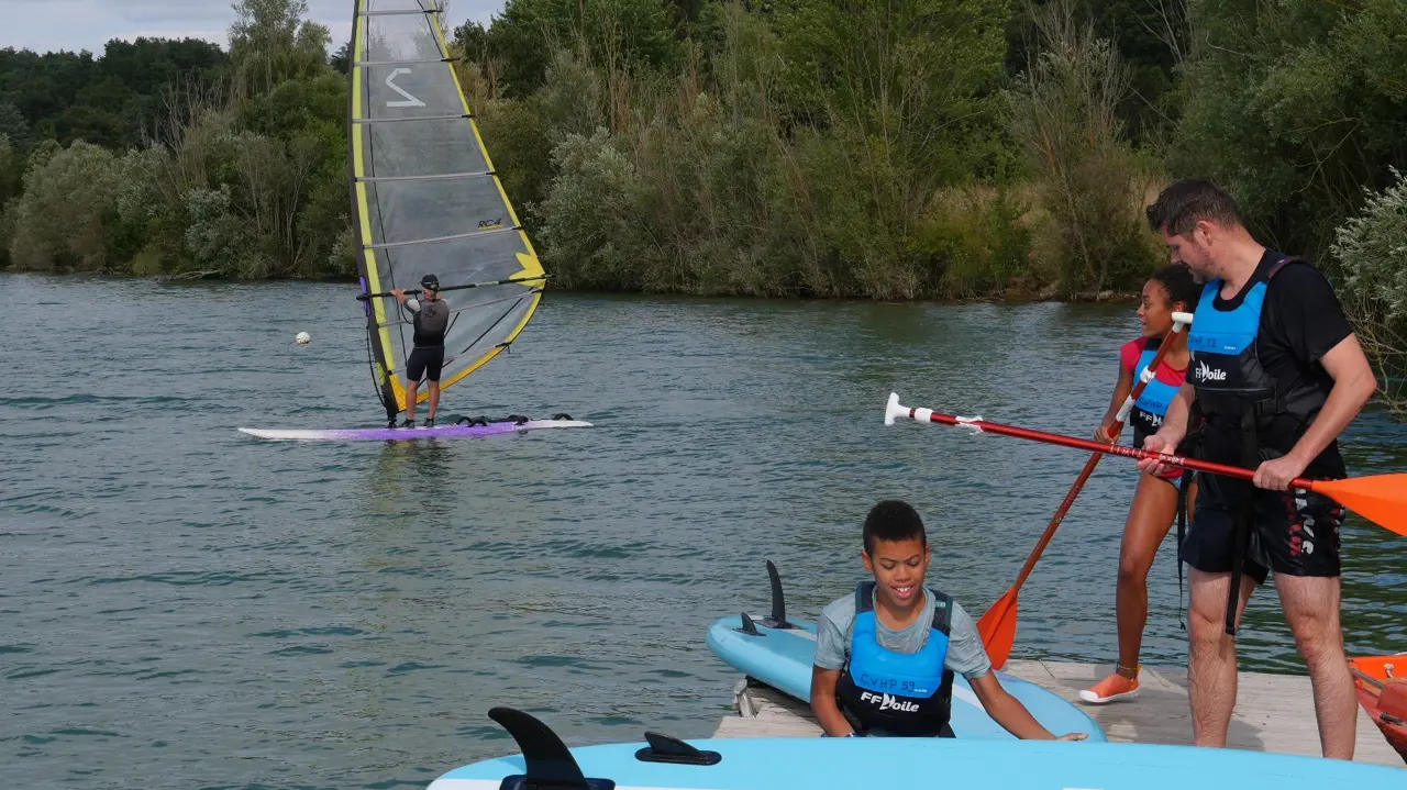 Vienne : toutes les activités nautiques et aquatiques interdites au lac de Saint-Cyr
