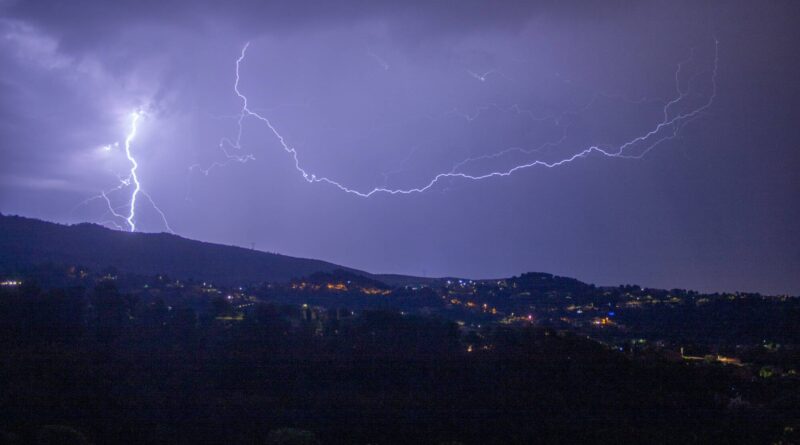 Vigilance orange, vents violents: le point sur la météo dans le Var et les Alpes-Maritimes