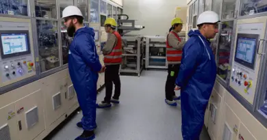 Voitures électriques : à Douvrin, pourquoi la « vallée de la batterie » peine à voir le jour ? - L'Humanité