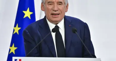 Vote de confiance du gouvernement Bayrou, qu'en disent les élus des Pays de la Loire ?