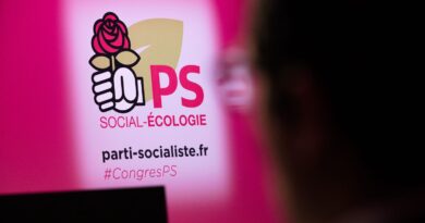 Vote de confiance : le Parti socialiste accepte de rencontrer François Bayrou à Matignon
