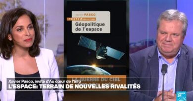 Xavier Pasco: "Aujourd'hui on banalise l'espace, autrefois c'était sacré"