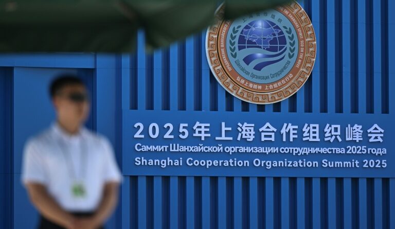 Xi accueille Poutine et un sommet voulu comme la vitrine de nouveaux rapports internationaux
