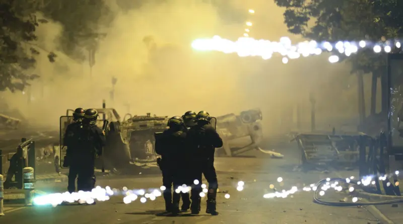 brutalité policière en arménie : l’institut aram manoukian dévoile un rapport accablant