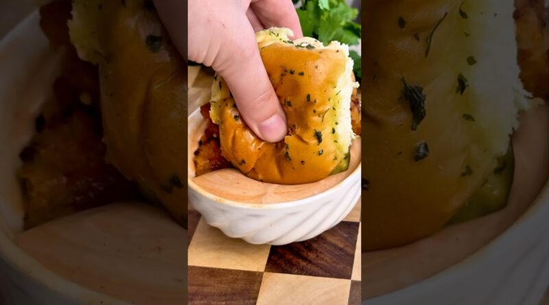 hot honey chicken sliders