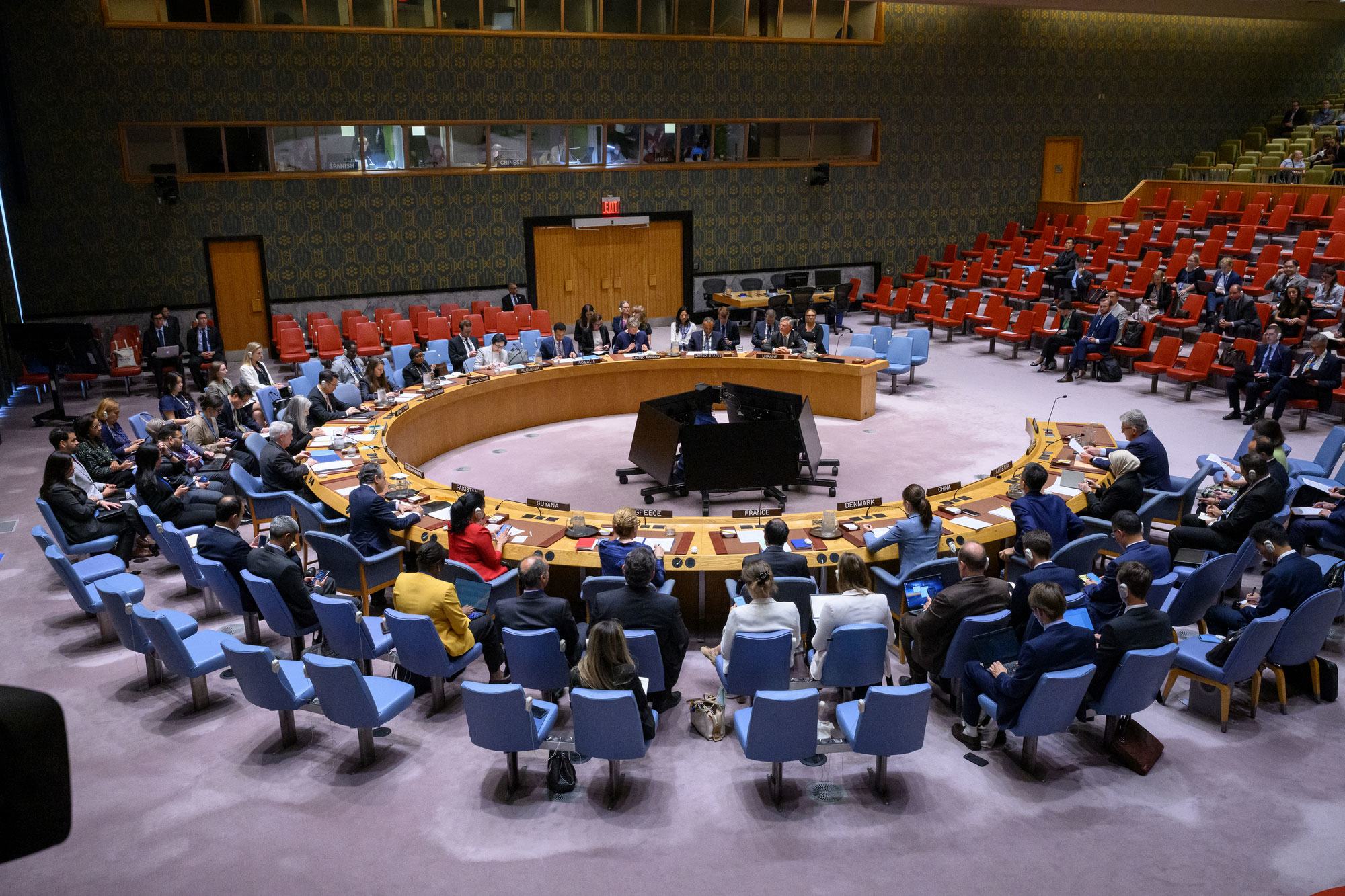 Réunion du Conseil de sécurité sur l'Ukraine. Réunion du Conseil de sécurité sur l'Ukraine.