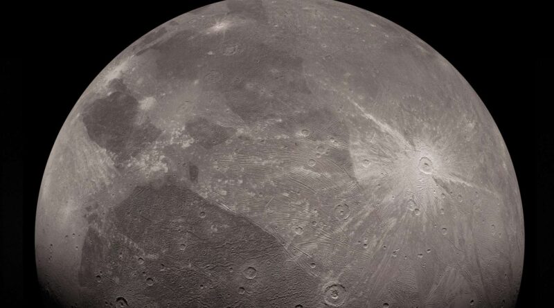 la plus grande lune du Système solaire nous donnera-t-elle la clé de la nature de la matière noire ?
