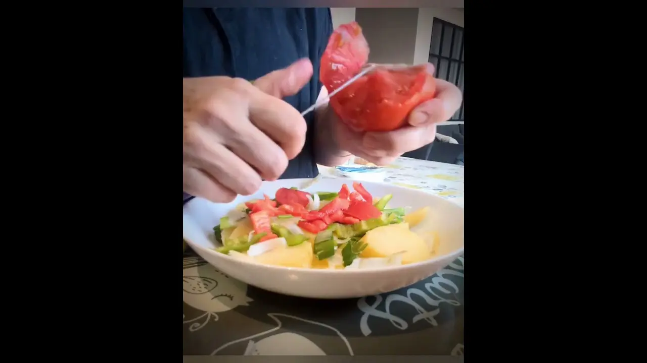 #lacuisinedegail #recettefacile #salade #thon #recettedété #poivrons #pommesdeterre