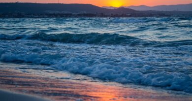 Corse, Ajaccio, Bastia, mountain, beach, sea, cliff, village, maquis, landscape