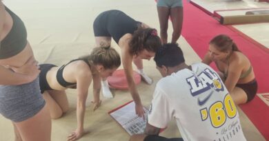 (4/5) Au coeur du Gym Agrès Vélizy : Hélène de Vauborel, entraîneur: " Même à haut niveau, il peut y avoir des erreurs "