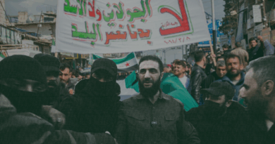 Ahmed Al-Sharaa se moque-t-il des Syriens ?
