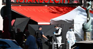 Attaque au couteau à Marseille : cinq personnes blessées, une dans un « état critique », Retailleau sur place