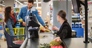 Auchan, Leclerc, Lidl... Voici l'enseigne de grande distribution qui paie le mieux les salariés, selon une étude