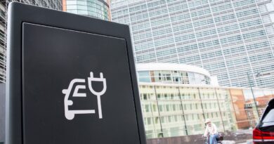 Automobile : l’UE rouvre le débat sur l’interdiction des véhicules thermiques en 2035