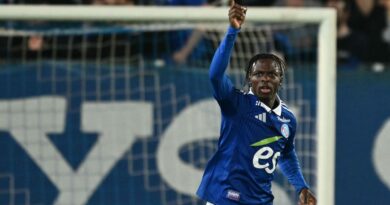 Bakwa file finalement à Nottingham, deux ailiers débarquent à Strasbourg, la folle conclusion du mercato du Racing - ici