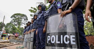 Bangladesh: la police recherche les auteurs de la profanation d'une tombe d'un religieux soufi