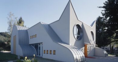 Bâtiment-chat ou classe-cabane, l’architecture à la recherche d’une autre école