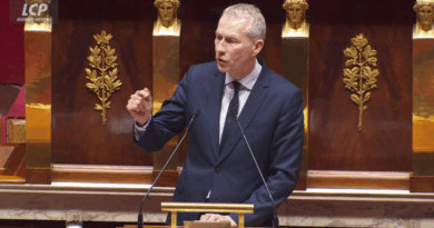 Bayrou : pourquoi je voterai contre la confiance - Par Guillaume Garot - leglob-journal